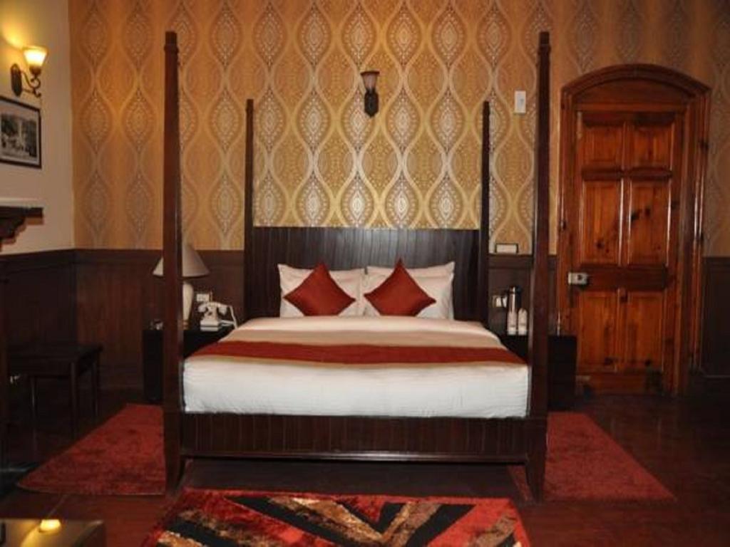 Hotel Southgate Shimla Esterno foto