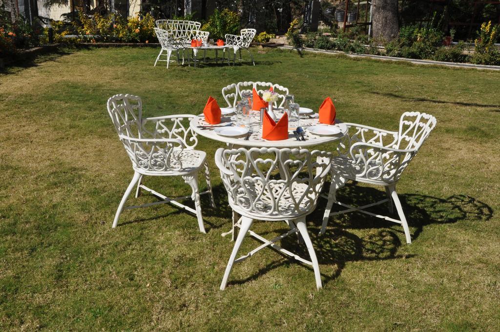 Hotel Southgate Shimla Esterno foto