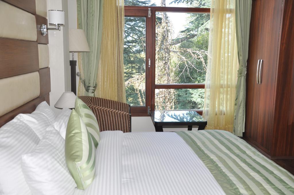 Hotel Southgate Shimla Esterno foto