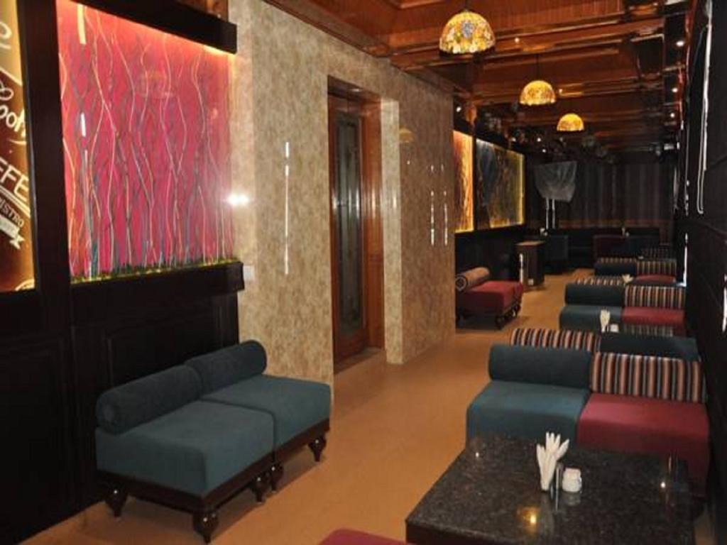 Hotel Southgate Shimla Esterno foto