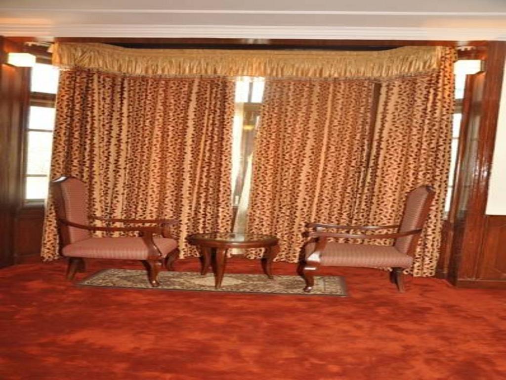 Hotel Southgate Shimla Esterno foto
