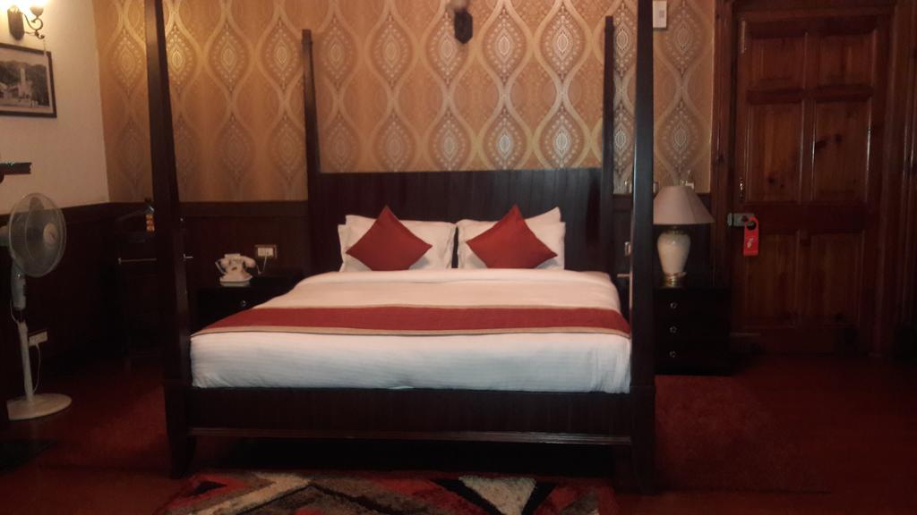Hotel Southgate Shimla Esterno foto